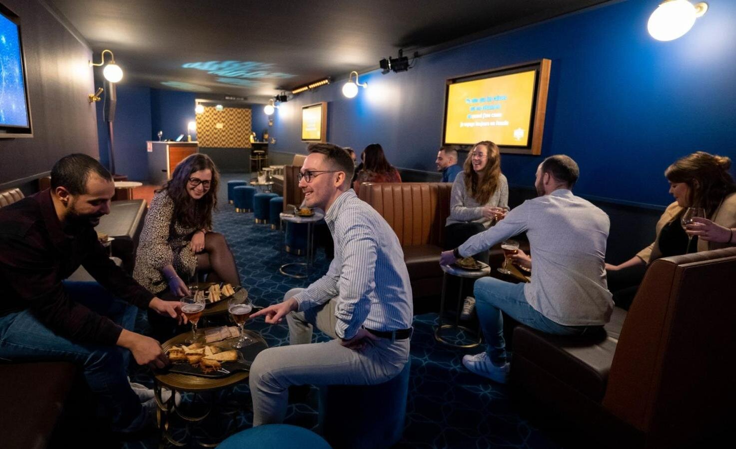 The lounge area adjacent to the bar allows you to organise your company activity for a group of employees